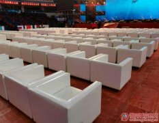 广州长期提供展览会沙发方墩洽谈桌椅等各种家具租赁